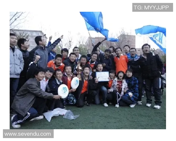 南京飞盘队创新盯防战术解析与实战应用探讨