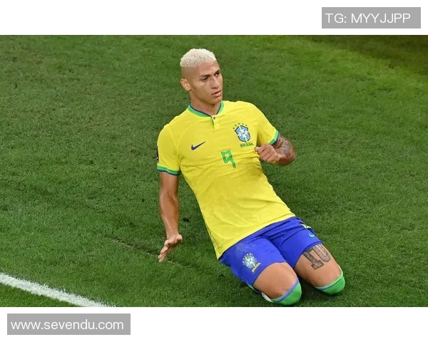 身价18亿的足球明星背后的成功故事与人生哲学揭秘 身价18亿的足球明星背后的成功故事与人生哲学揭秘