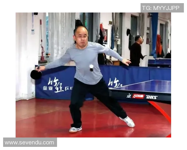 重庆乒乓球队区域防守策略分析及其在比赛中的成效与不足之处探讨 重庆乒乓球队区域防守策略分析及其在比赛中的成效与不足之处探讨