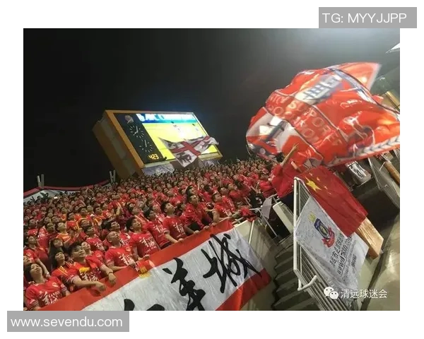 香港足球明星队荣誉奖品揭晓球迷热切期待精彩赛事回顾